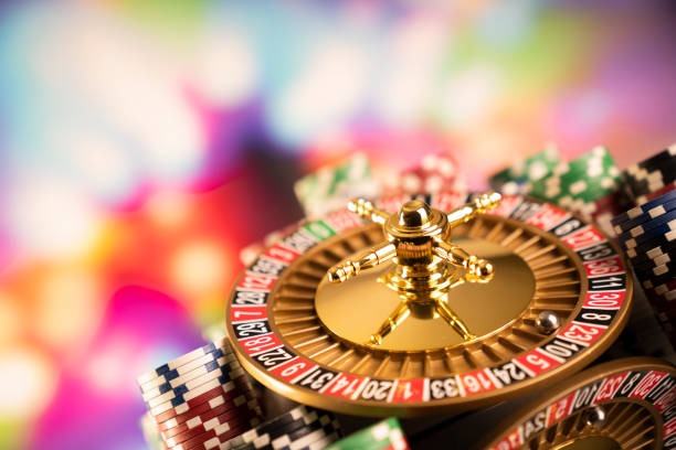Free Spins bonus round with multiplier Diamond Empire bonus round with free spins multiplier on yuhu